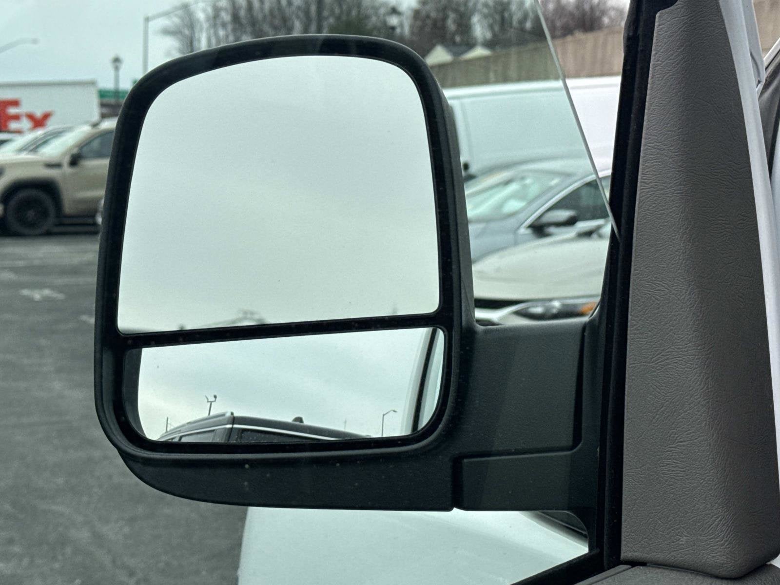 2024 GMC Savana Cargo 2500 Work Van