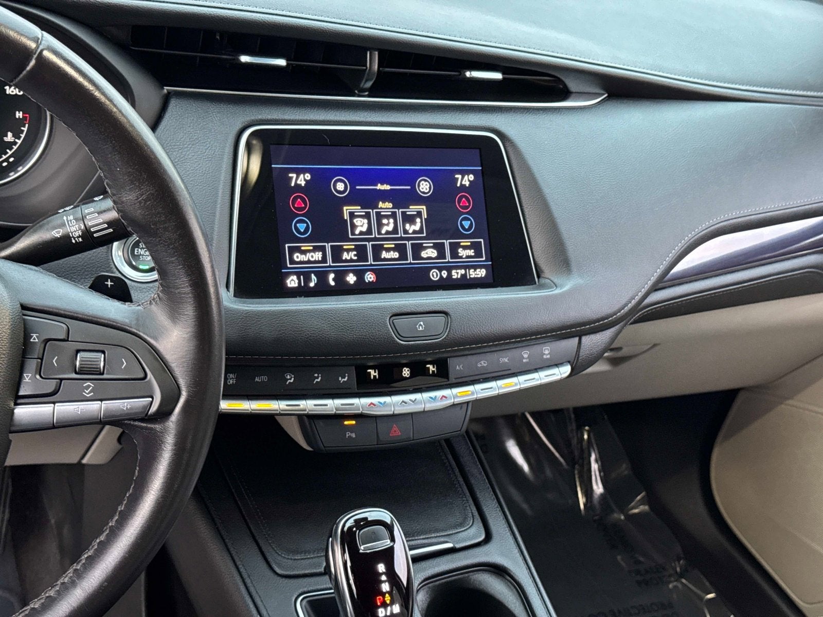 2022 Cadillac XT4 Luxury