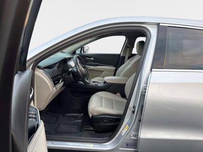 2022 Cadillac XT4 Luxury