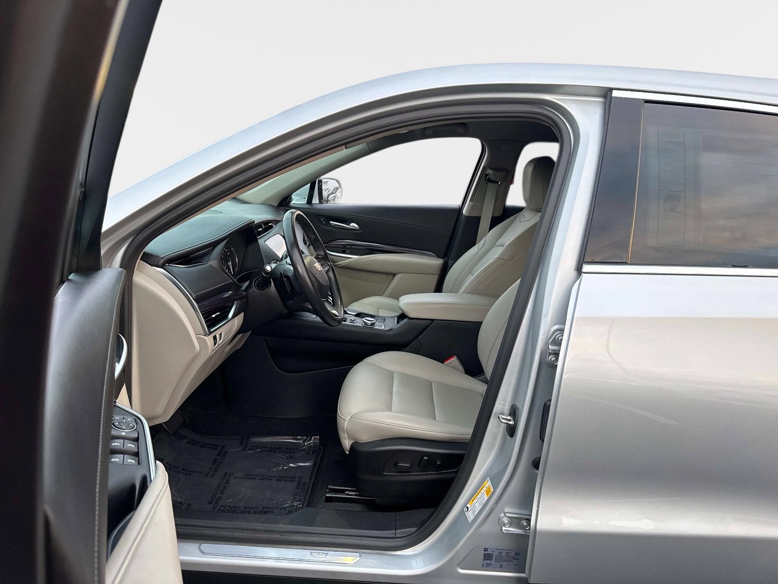 2022 Cadillac XT4 Luxury