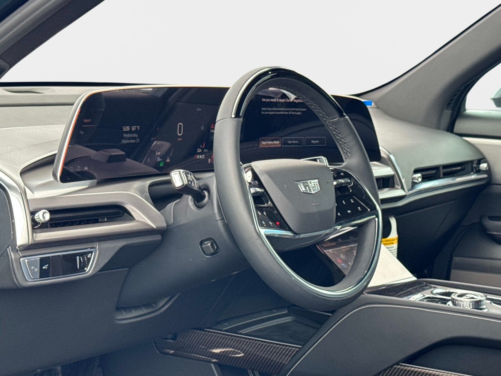 2027 Cadillac VISTIQ Luxury