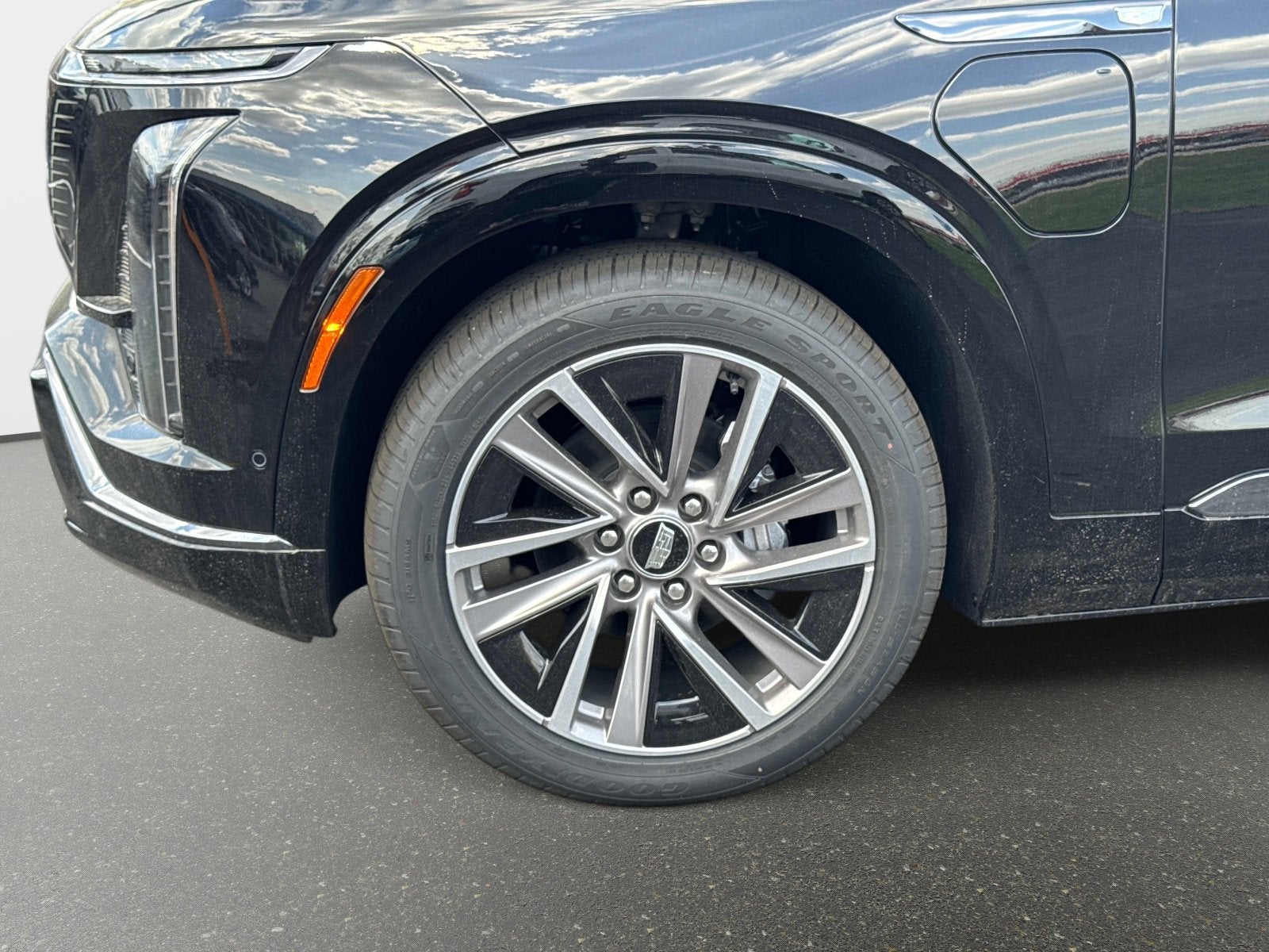 2026 Cadillac VISTIQ Sport