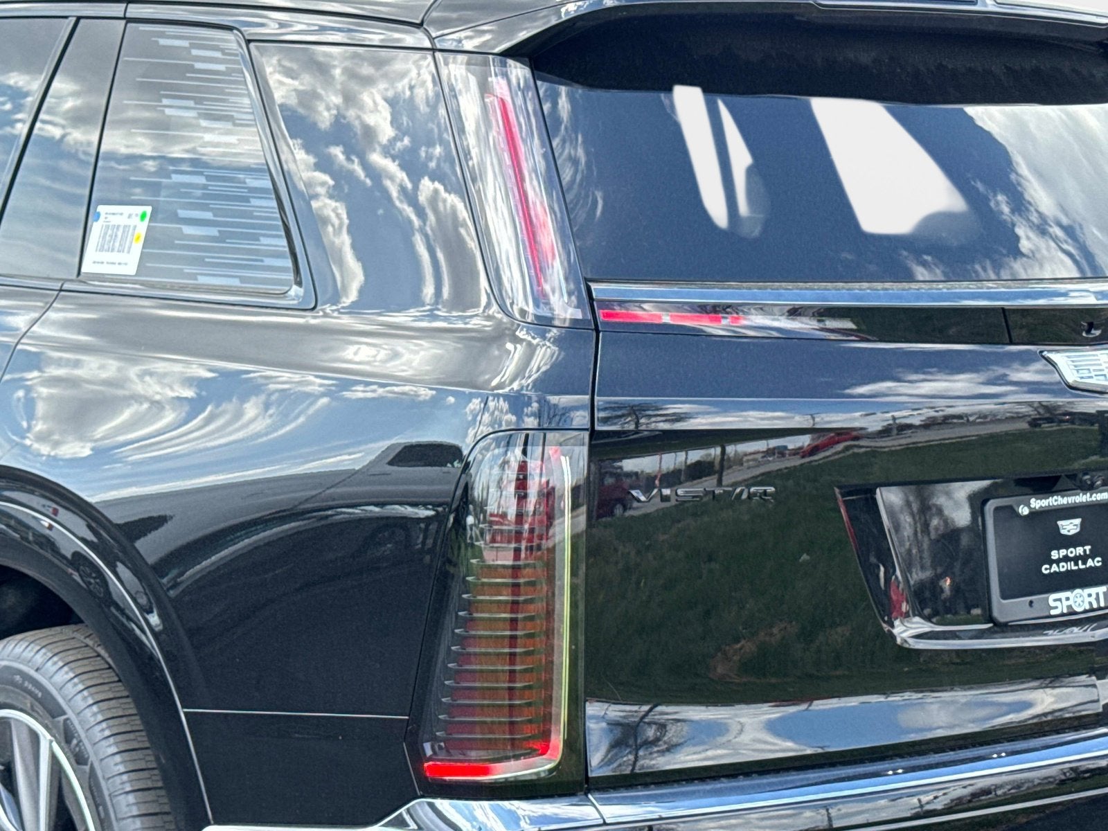 2026 Cadillac VISTIQ Sport