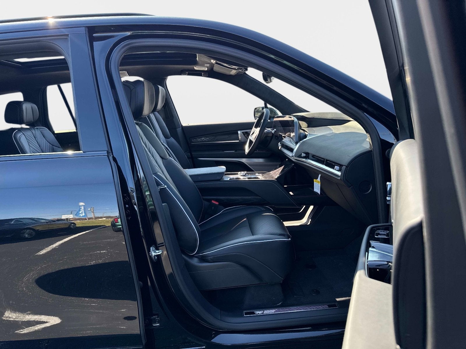 2026 Cadillac VISTIQ Platinum