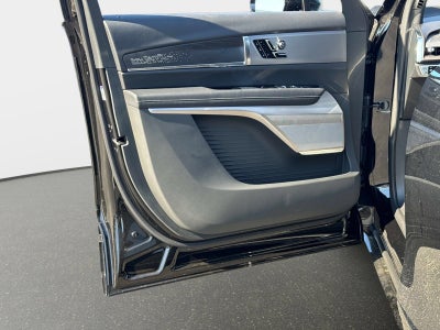 2026 Cadillac VISTIQ Platinum