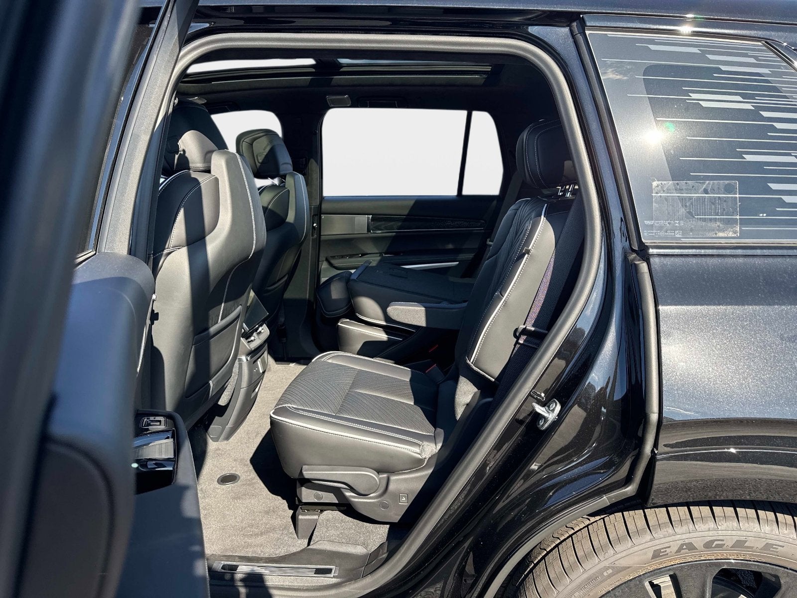 2026 Cadillac VISTIQ Platinum