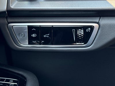 2026 Cadillac VISTIQ Platinum