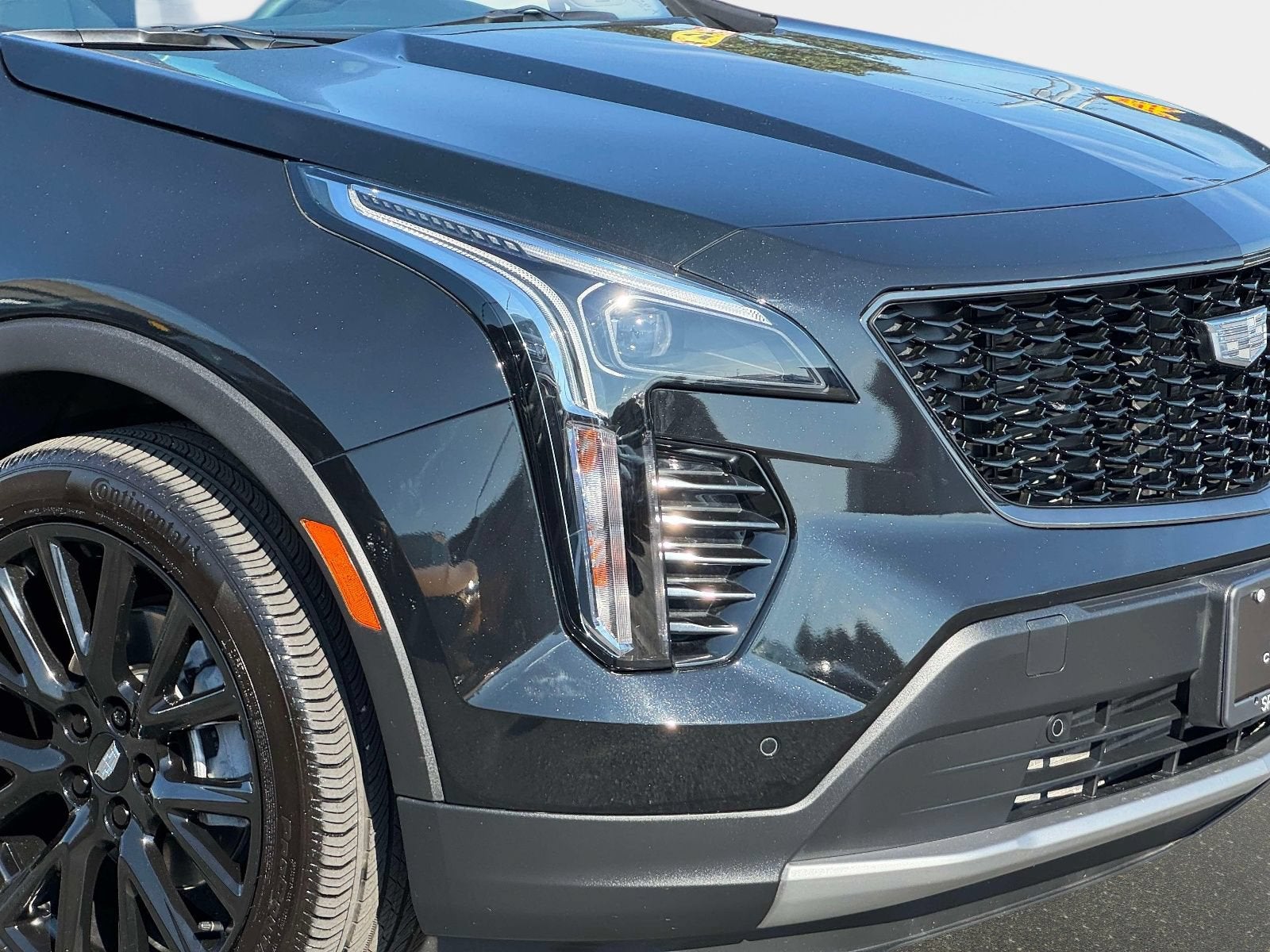 2023 Cadillac XT4 AWD Premium Luxury
