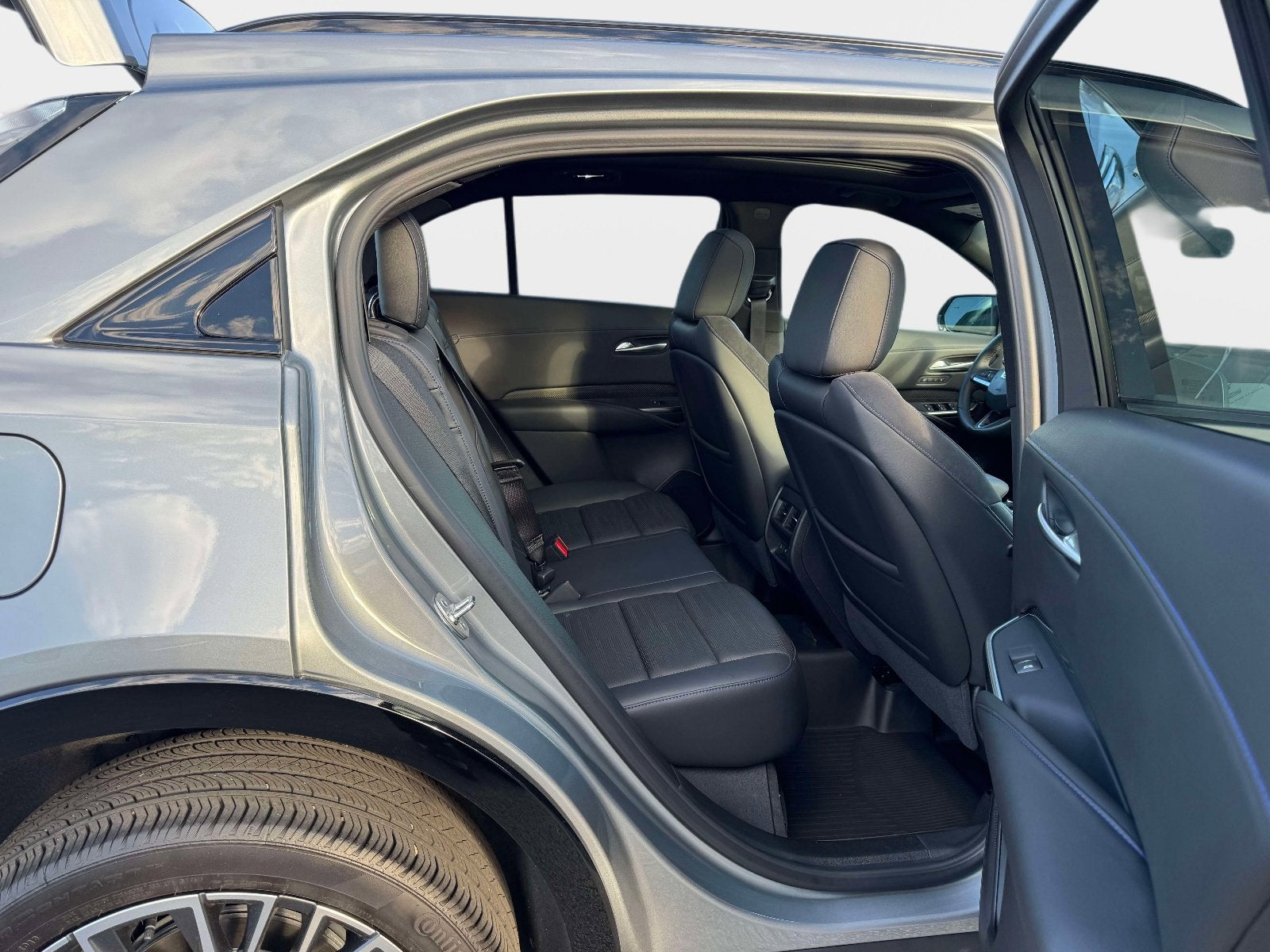 2025 Cadillac XT4 Sport