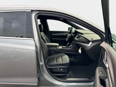 2026 Cadillac XT5 Luxury