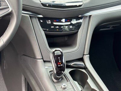 2026 Cadillac XT5 Luxury