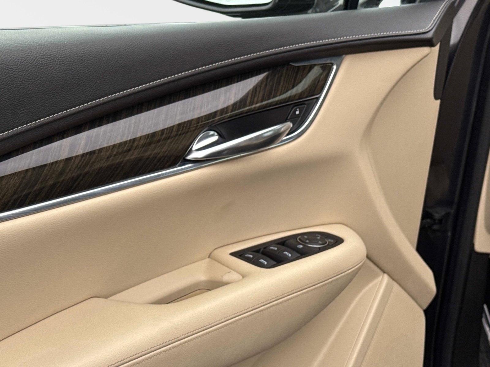 2017 Cadillac XT5 FWD