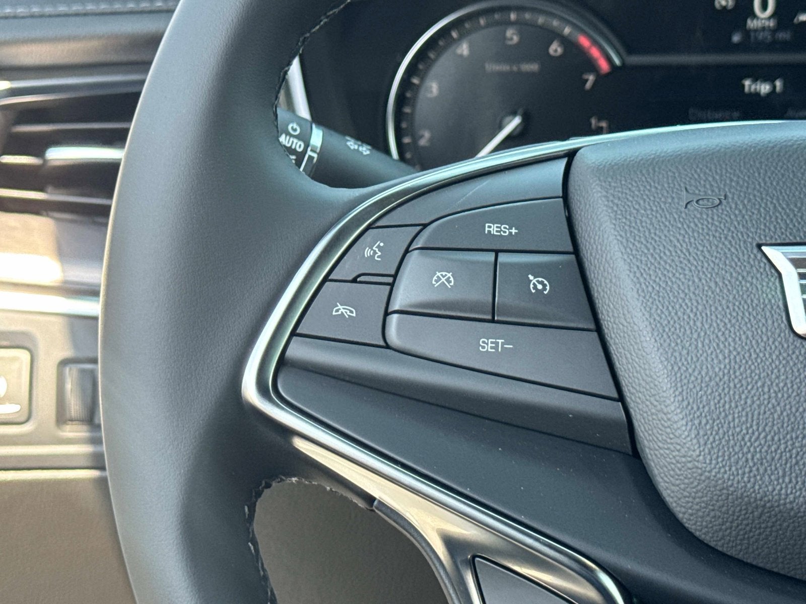 2026 Cadillac XT5 Luxury