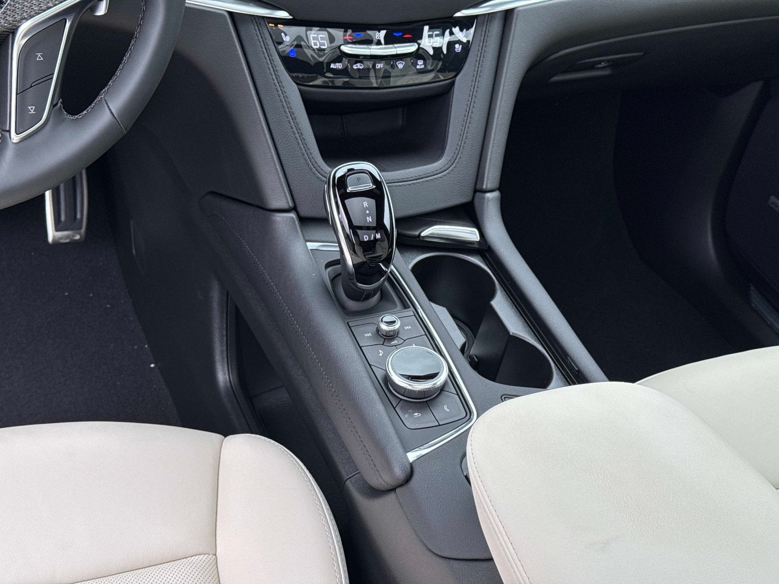2026 Cadillac XT5 Sport