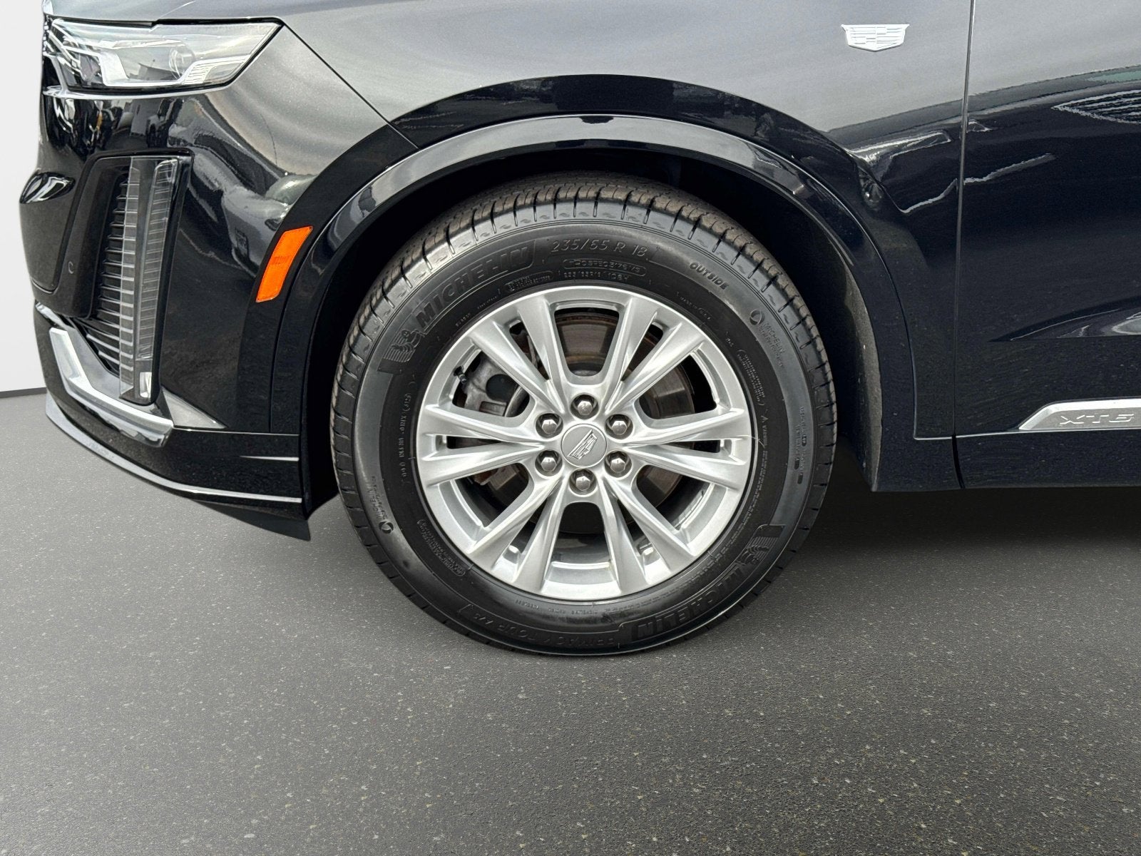 2024 Cadillac XT6 Luxury