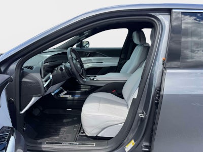 2023 Cadillac LYRIQ Luxury