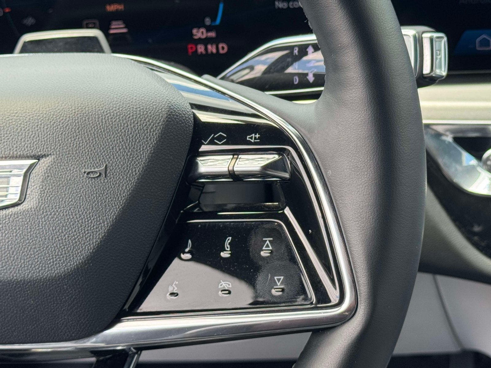 2023 Cadillac LYRIQ Luxury