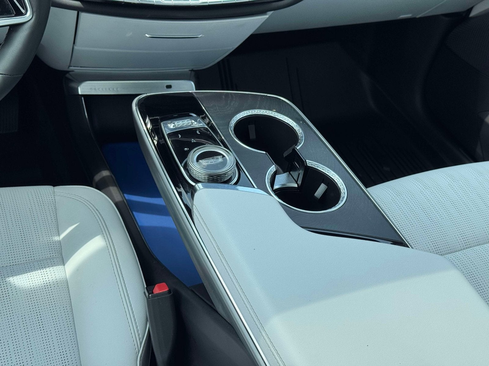 2023 Cadillac LYRIQ Luxury