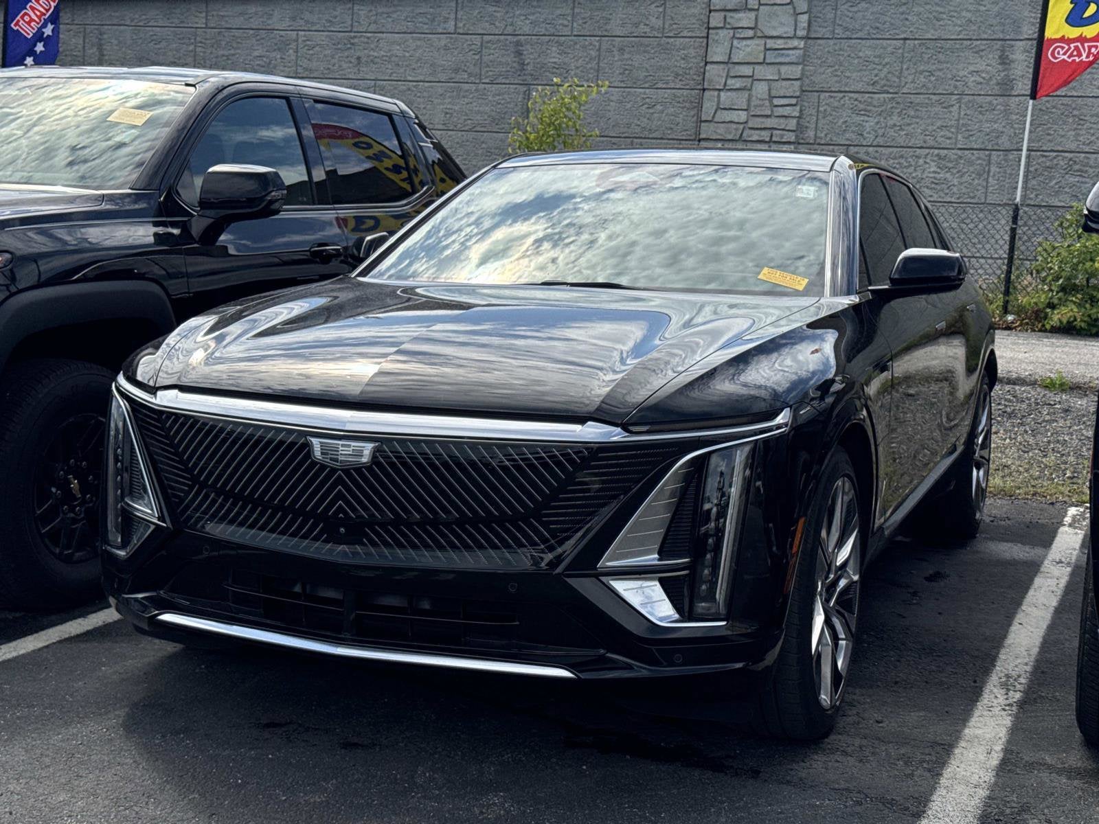 2023 Cadillac LYRIQ