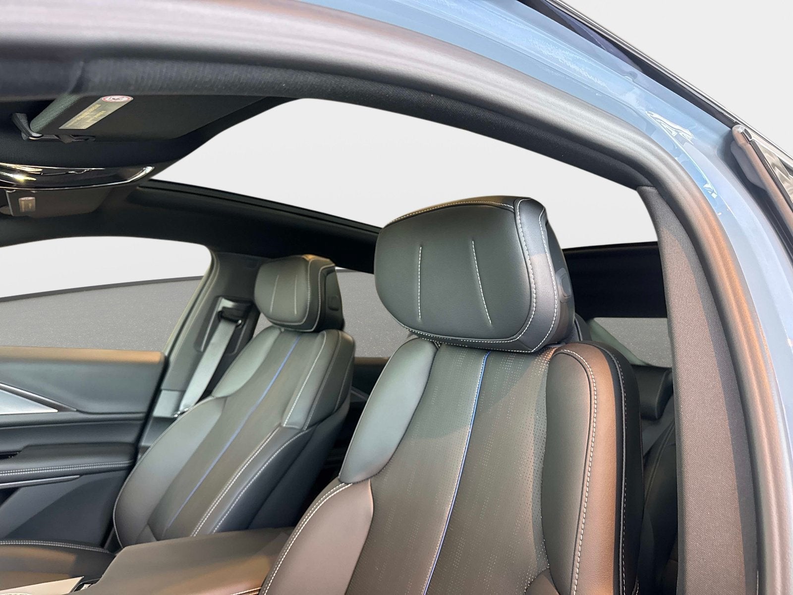 2027 Cadillac LYRIQ Luxury