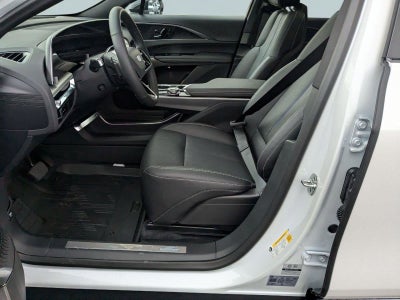 2025 Cadillac LYRIQ Luxury 1