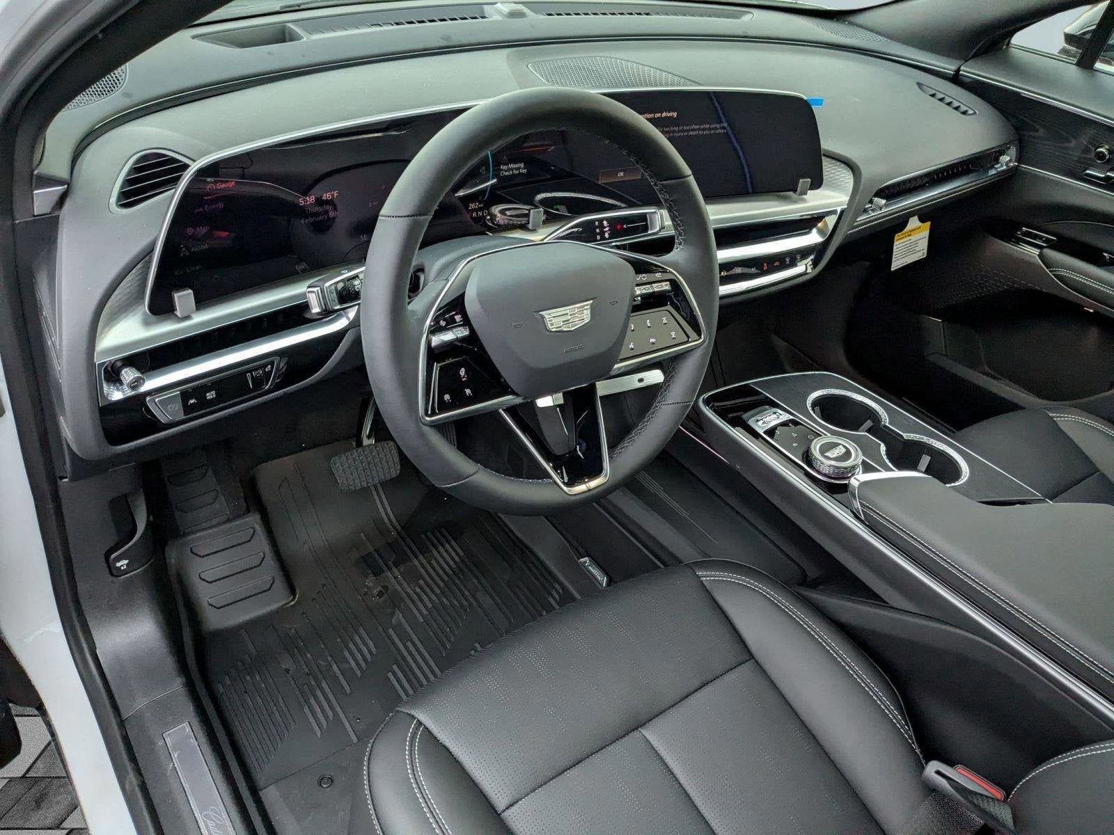 2025 Cadillac LYRIQ Luxury 1