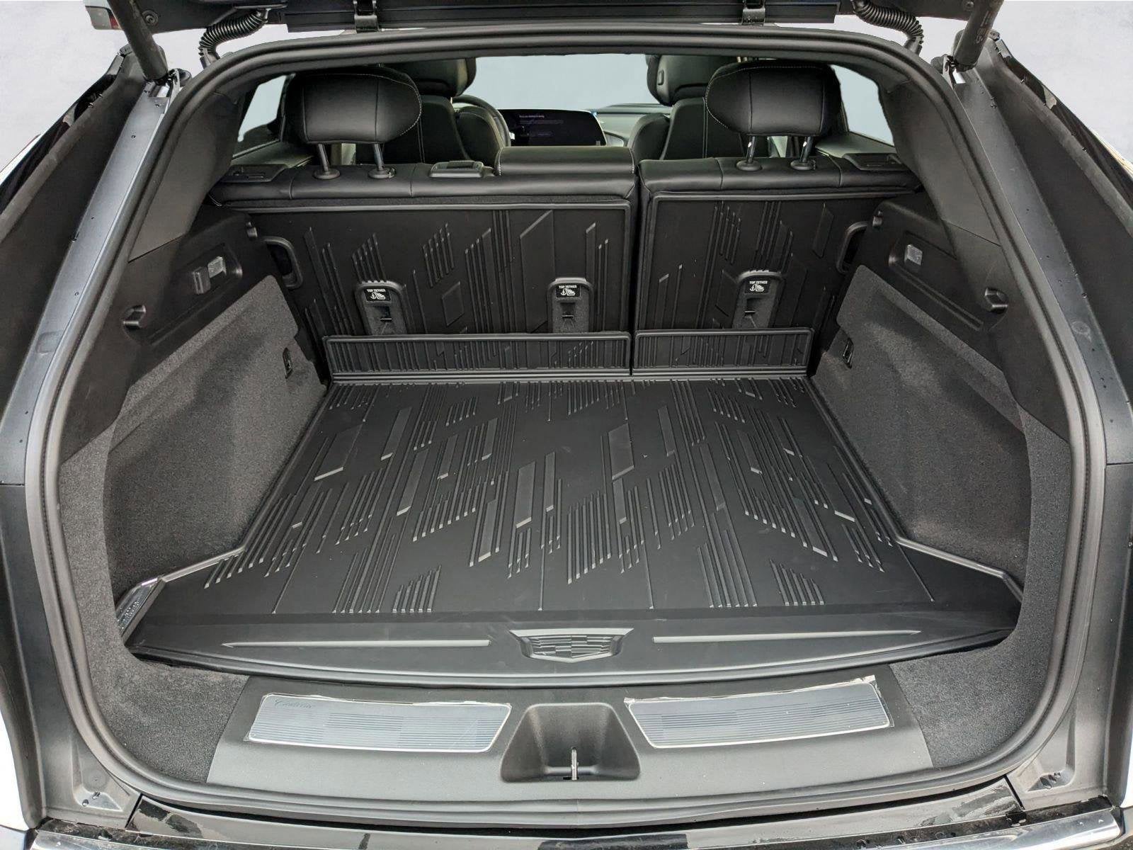 2025 Cadillac LYRIQ Luxury 1