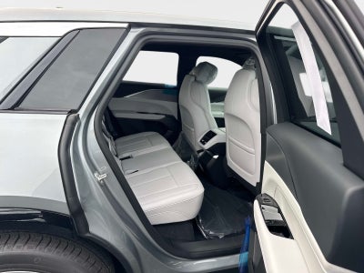 2027 Cadillac LYRIQ Luxury
