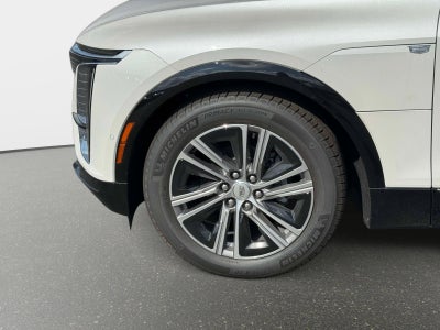 2025 Cadillac LYRIQ Luxury 1