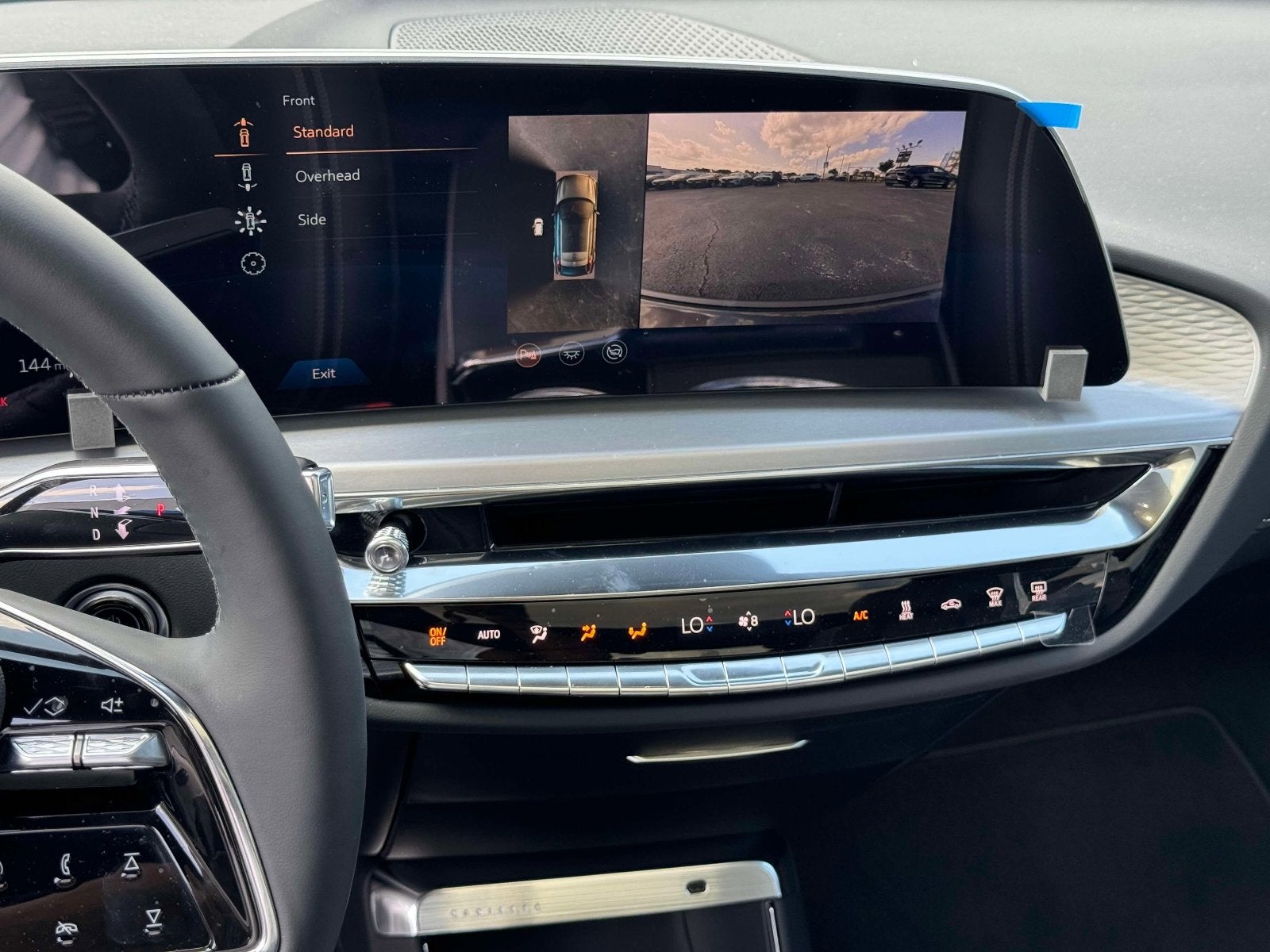 2025 Cadillac LYRIQ Luxury 1