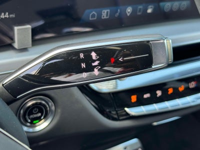 2025 Cadillac LYRIQ Luxury 1