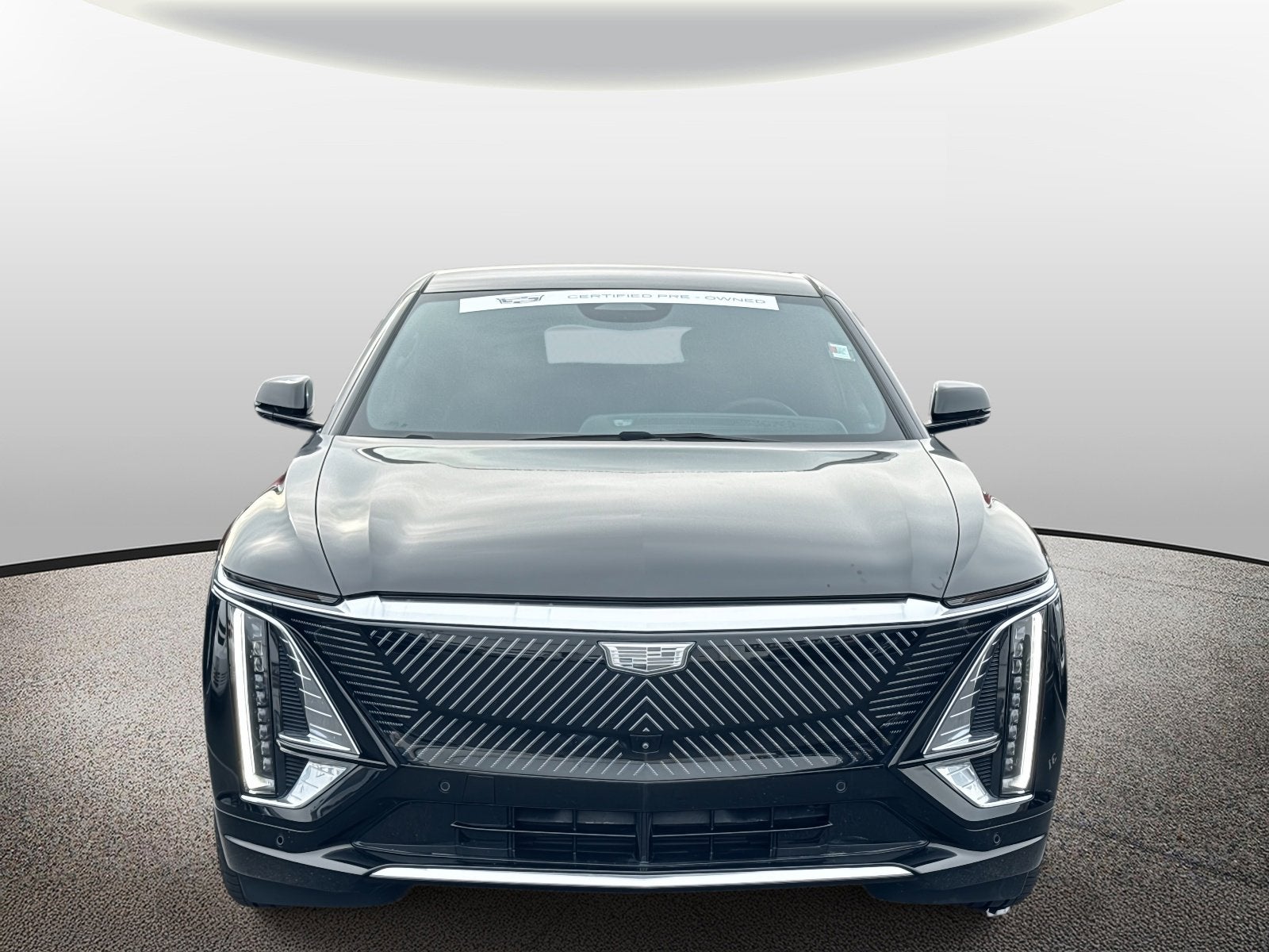 2024 Cadillac LYRIQ Luxury 1