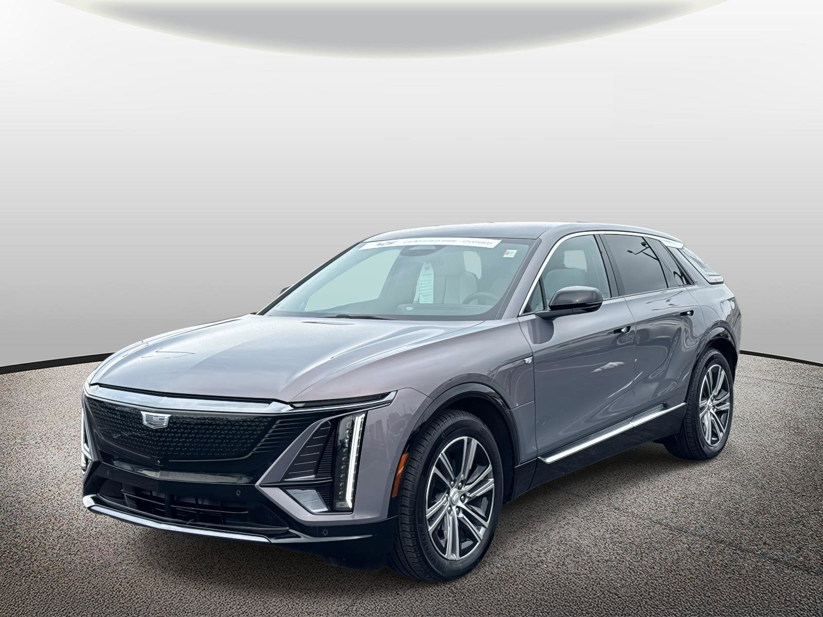 2024 Cadillac LYRIQ Luxury 1