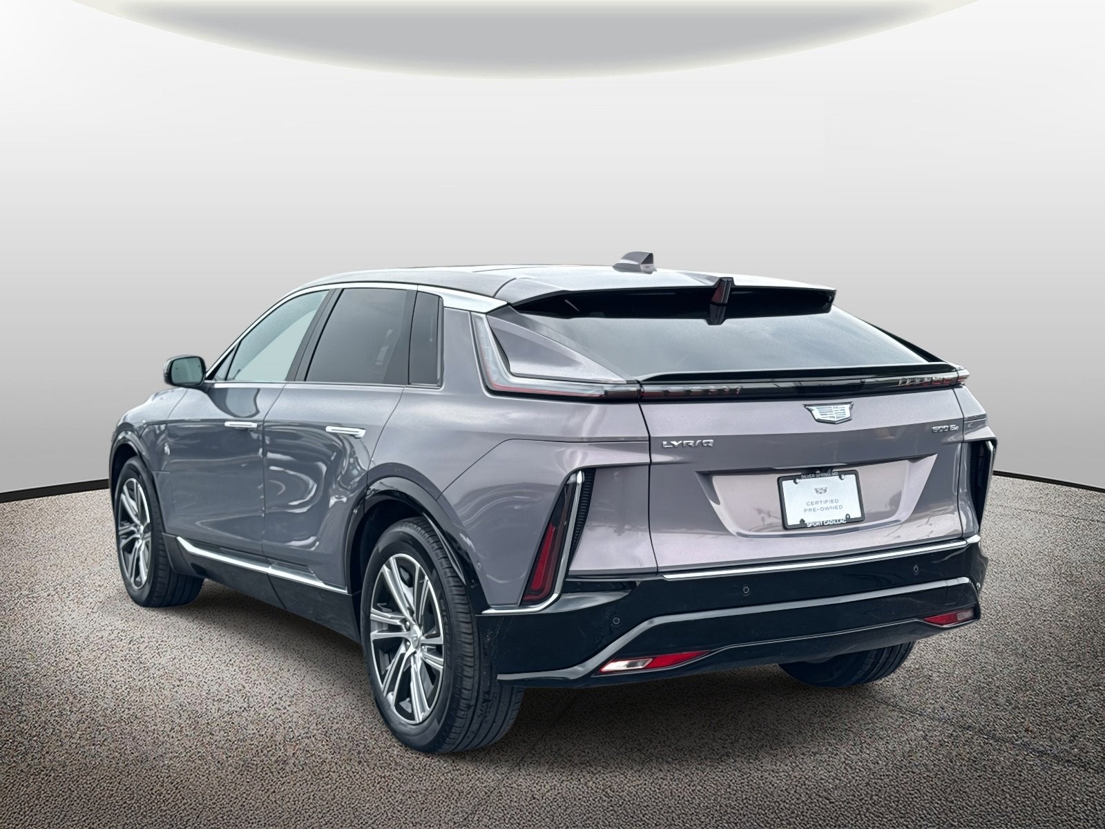 2024 Cadillac LYRIQ Luxury 1