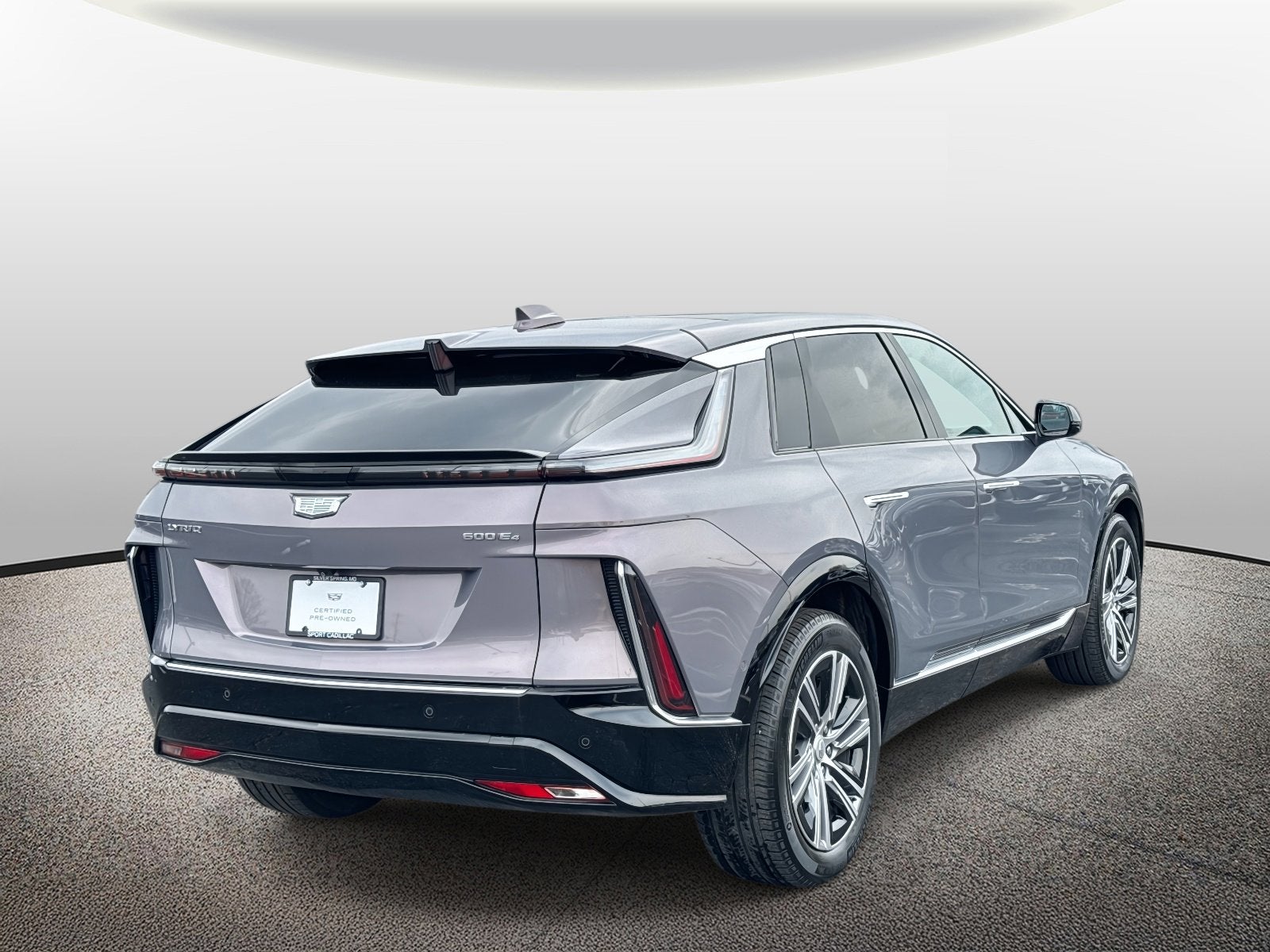 2024 Cadillac LYRIQ Luxury 1