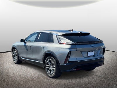 2024 Cadillac LYRIQ Luxury 2