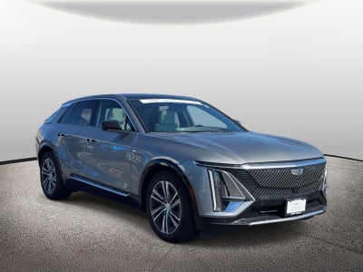 2024 Cadillac LYRIQ Luxury 2