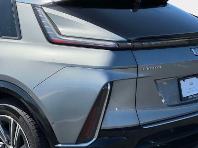 2024 Cadillac LYRIQ Luxury 2