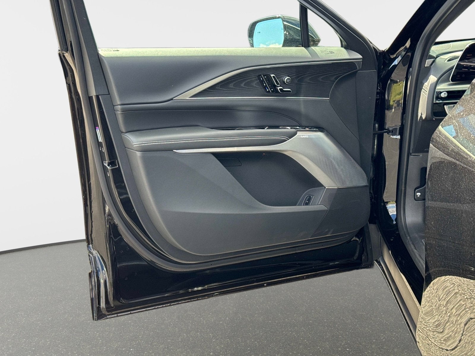 2026 Cadillac LYRIQ Premium Luxury