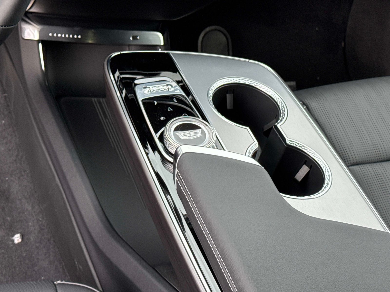 2027 Cadillac LYRIQ Premium Luxury
