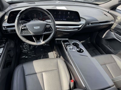 2024 Cadillac LYRIQ Luxury 2