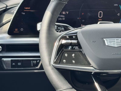 2024 Cadillac LYRIQ Luxury 2