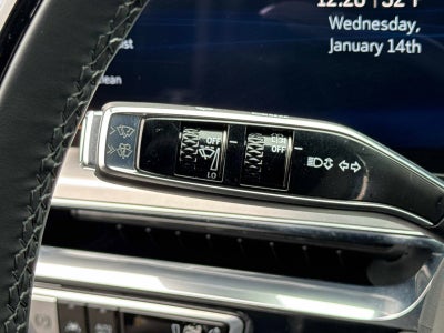 2024 Cadillac LYRIQ Luxury 3