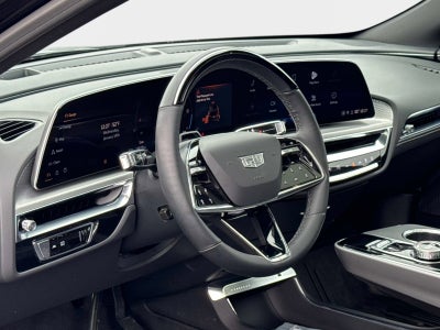 2024 Cadillac LYRIQ Luxury 3