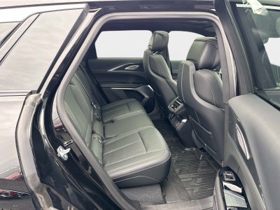 2024 Cadillac LYRIQ Luxury 3