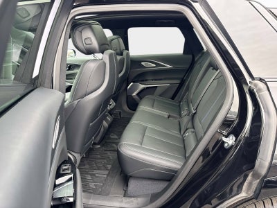 2024 Cadillac LYRIQ Luxury 3