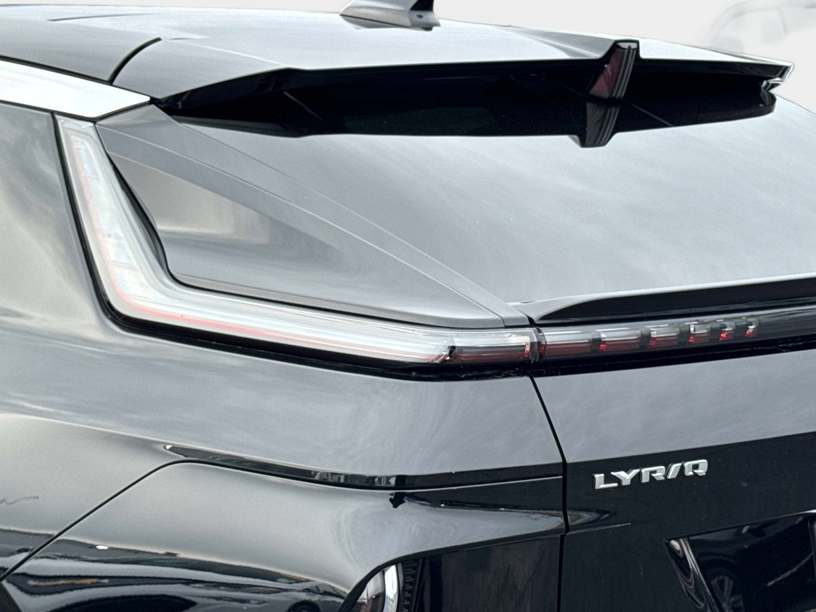2024 Cadillac LYRIQ Luxury 3