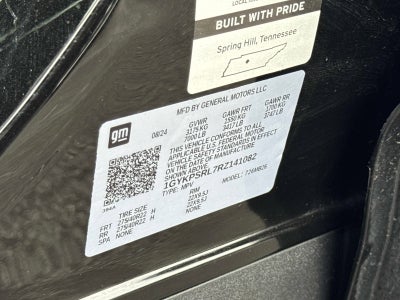 2024 Cadillac LYRIQ Luxury 3