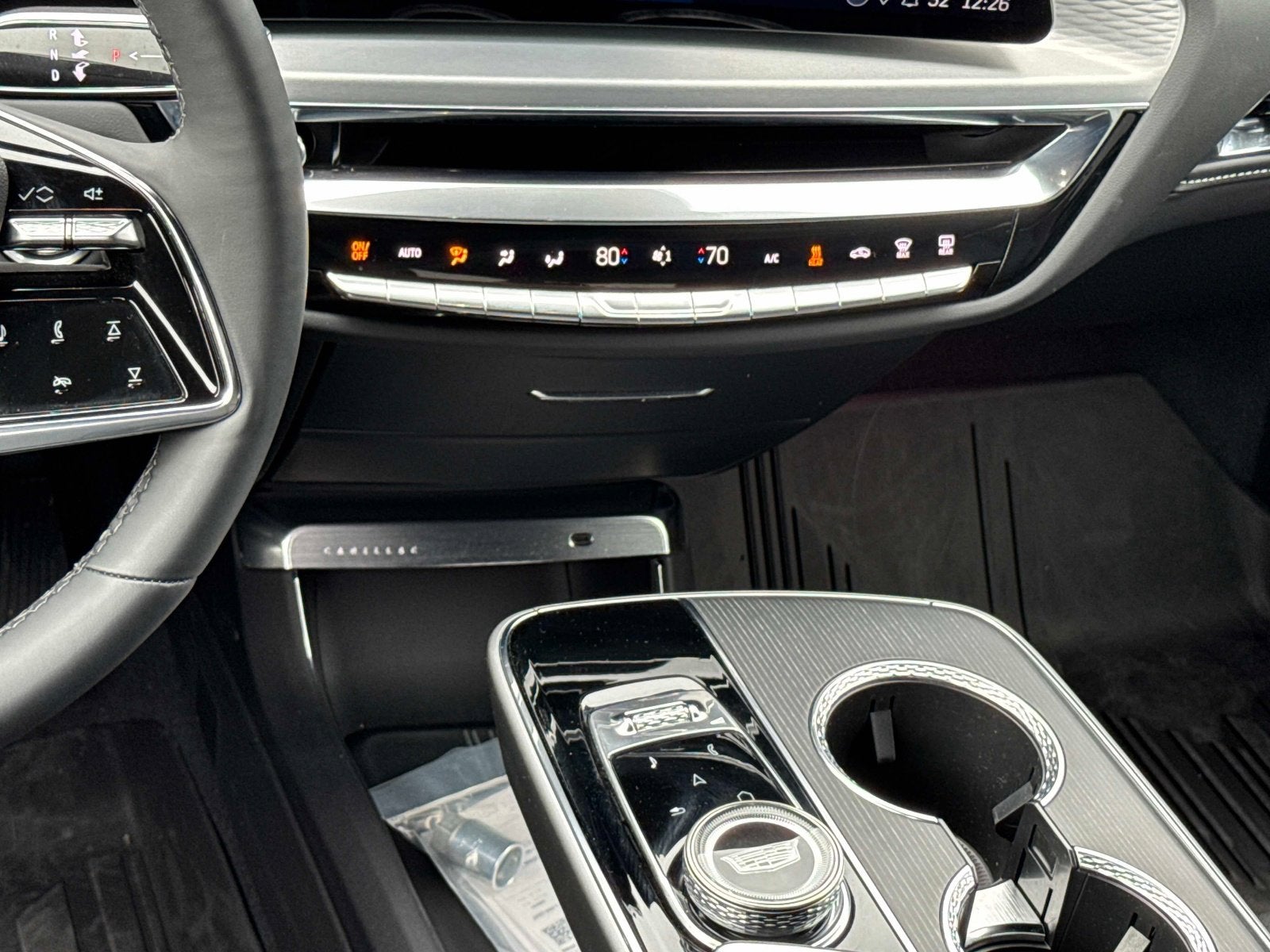 2024 Cadillac LYRIQ Luxury 3