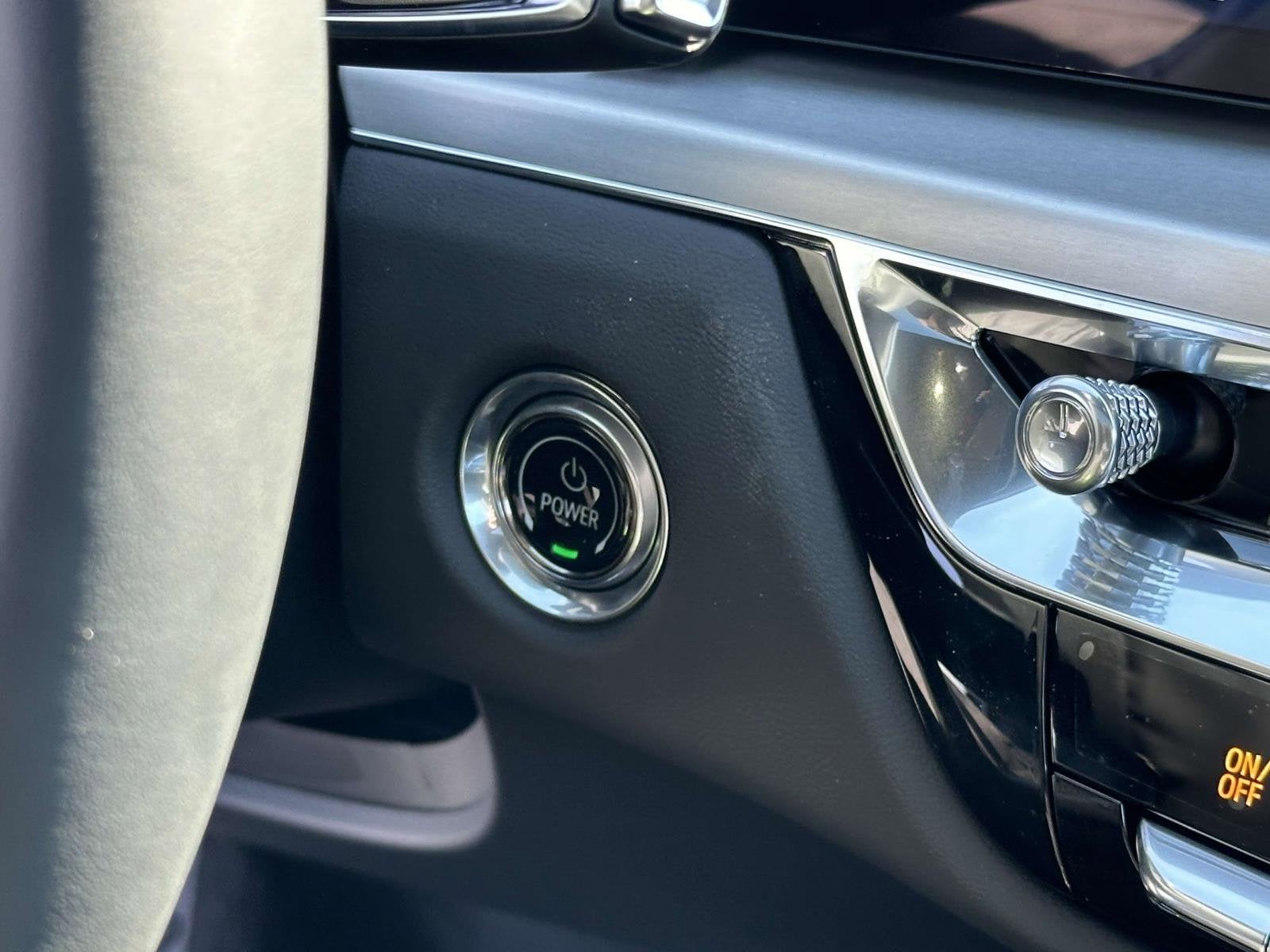 2025 Cadillac LYRIQ Sport 1